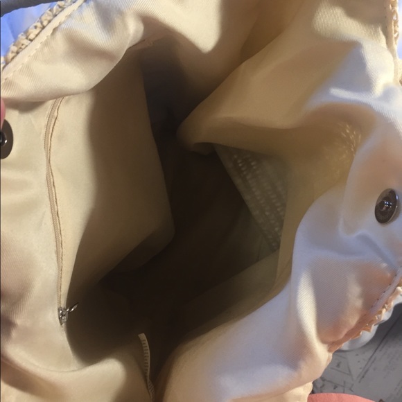 Large woven tote - Picture 2 of 3